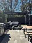 Charming 2-bedroom house in beautiful Charleston with full kitchen, AC, patio Hotels near Costco Wholesale