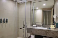 Hilton Bahrain City Centre Hotel & Residences - balcony