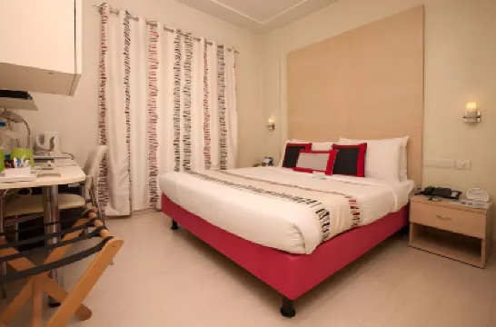 Avalon Courtyard Residence Suites Hotels near Tomb of Azim Khan