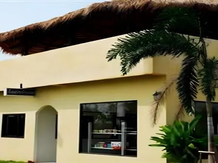 Baan Pan Din Resort Отели в г. Пранбури