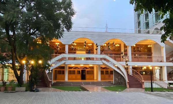 De Leopol Hotel