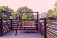 Luxury Designer Home with Hot Tub, Parking Garage Near San Francisco UC Berkeley Hotels near 3000 Broadway Restaurant, Bar & Lounge