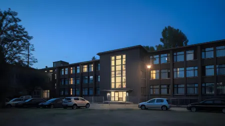 NeoHostel Отели рядом с достопримечательностью «Мюггельзе»