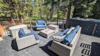Large Mountain Home with 5 min flat walk to beach, short drive to slopes/town