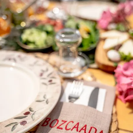 Bozcaada Biz Otel
