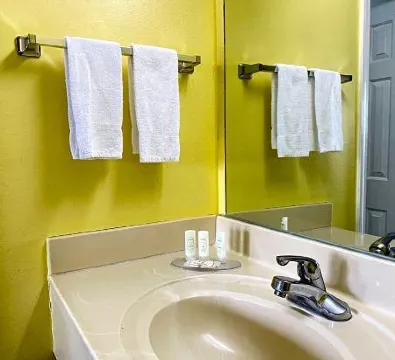 American Inn of Kinder