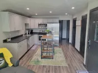 NFL Draft - 2-bedroom condo in Kaukauna with 20Min from Lambeau Field