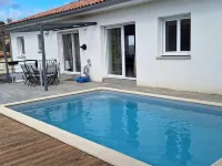 Maison Paisible Dans les Hauteurs de Millau Hoteles en Millau