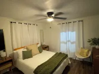 814 Forrest Retreat Hotels in Jackson
