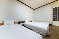 Gyeongju Sujeong Sauna Motel - 2-Star