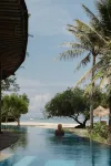 Lumi Hotel Gili Trawangan - Beach