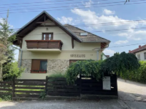 See Haus - Podmaniczky Szállás, Bor, Balaton Hotels in Balatonföldvári
