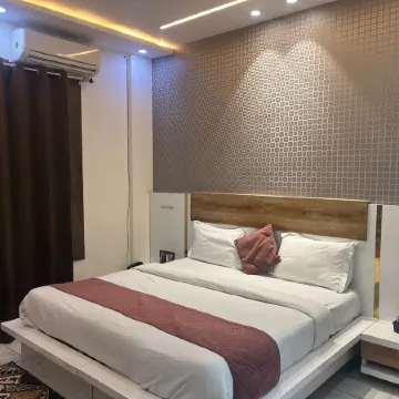 The Divine Отели в г. Панипат