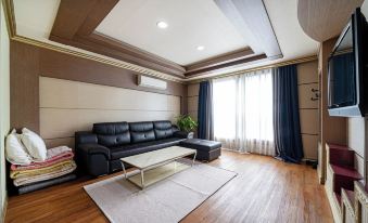 Sense Motel