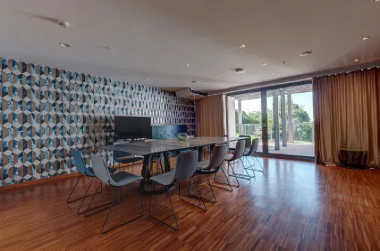 Eurostars Queen of Montenegro Общественные зоны Photos