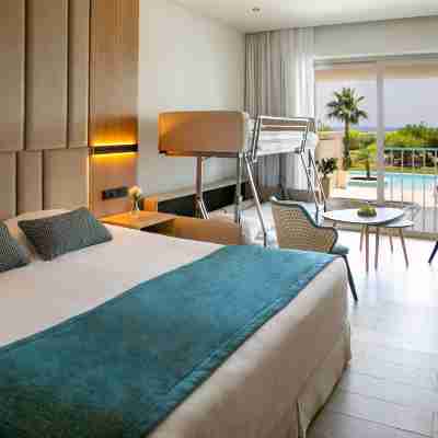 Asterias Beach Hotel Rooms