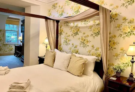 Storrs Gate House Отели в г. Bowness-on-Windermere