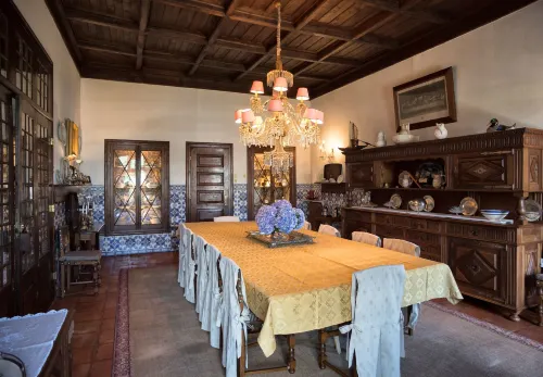 Casa Dos Varais, Manor House - parking