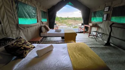 Julia's River Camp Hotels in Serena