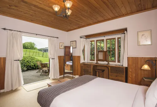 Vineyard Cottages - Kumeu Hotels in Waitoki