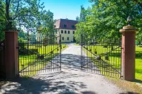 Oficyna Przy Pałacu Krobielowice Hotels in Gmina Kąty Wrocławskie