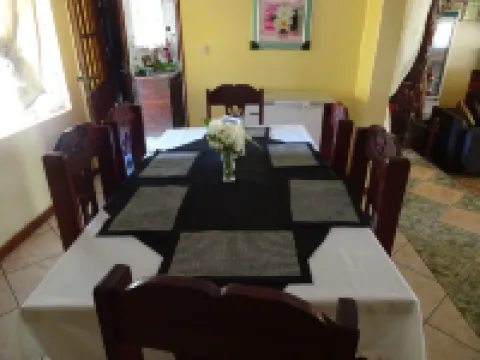 White Rose Lodge