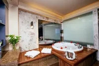 Sherwood Blue Belek - Adults Only - vasca da bagno