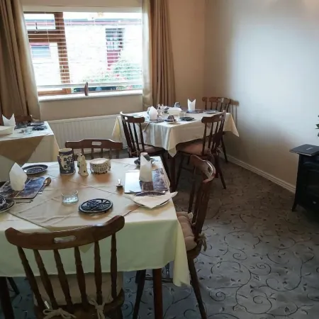 Valley Lodge Room Only Guest House