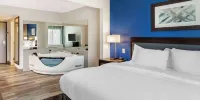Comfort Inn & Suites Grand Blanc-Flint - Chambre Royale Avec Baignoire-fumeuse