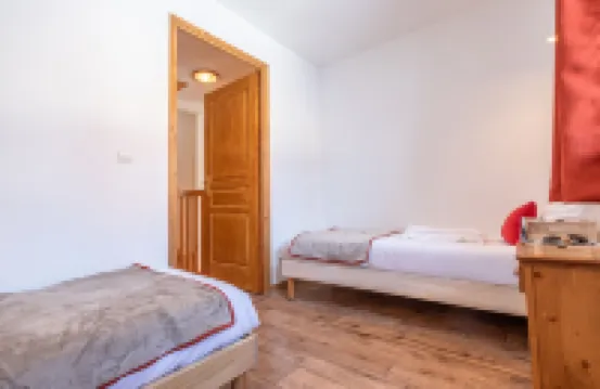 公寓住宅的賽道牧羊人Premium