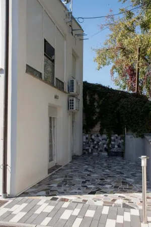 Apartmani Oaza Отели в г. Дарувар