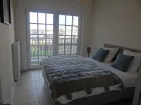 Apartment in Estartit with Sea Beach