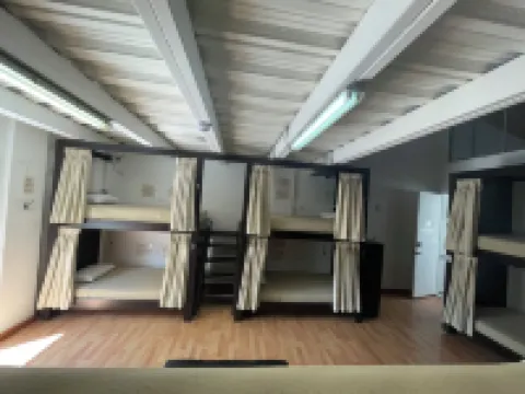 勒拉斯卡萊8號旅館