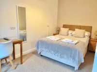 Mendip Spring Golf and Country Club Các khách sạn ở Winscombe and Sandford