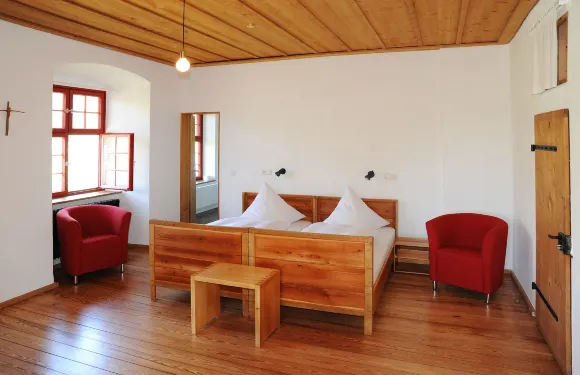 克羅斯特海力格克羅塞酒店