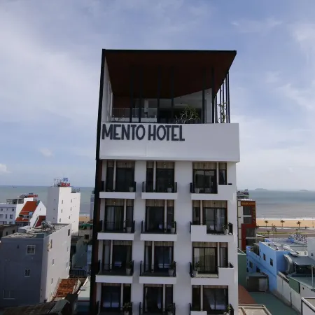 Mento Hotel Quy NHON Отели рядом с достопримечательностью «Городской пляж»