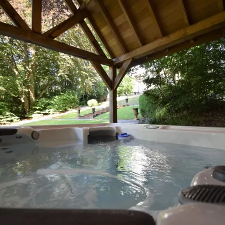 Vintage Villa with Hot Tub & Infrared Sauna in Ardennes