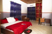 Osaah Bema Lodge فنادق في Kwabre