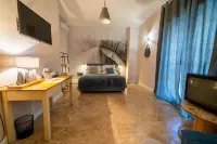 เปิดเวท รูมส์