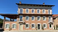 Cascina 1909 Hotels in Monta
