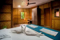 棕櫚林生態度假村