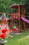 Comfortable Bungalow for Two in the Heart of the Forest
