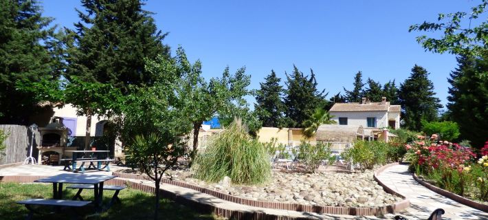 Le Gîte du Festival Sud Aqua - Avignon TGV Отели в г. Авиньон