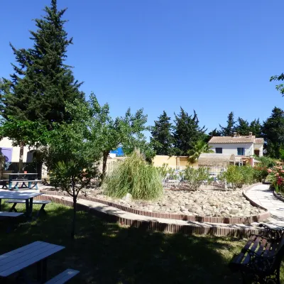 Le Gîte du Festival Sud Aqua - Avignon TGV โรงแรมใกล้สถานีรถไฟ TGV อาวีญง