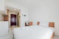 Comfortable And Homey Studio Apartment At Sky House Alam Sutera Hotels near pasar baru sudimara pinang