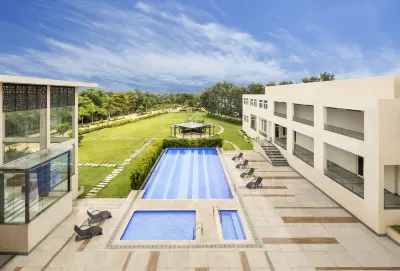 Spree Resort at Century Wintersun Các khách sạn gần Shivagange