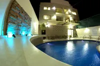 Hotel & Suites Domani - piscina