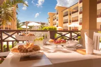 Los Flamencos Aparthotel Beach Club