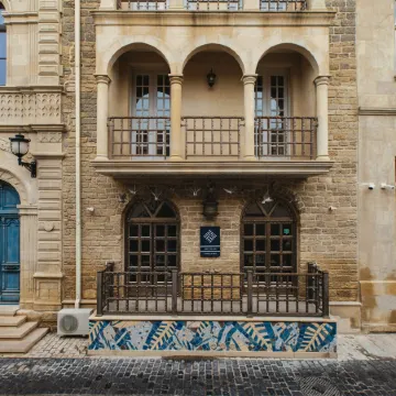 Art Club Hotel Отели рядом с достопримечательностью «Площадь Фонтанов»