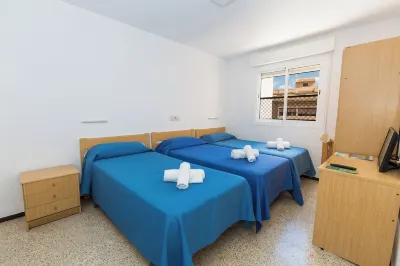 Hostal El Mercat Hotels near Playa El Xarco - Villajoyosa